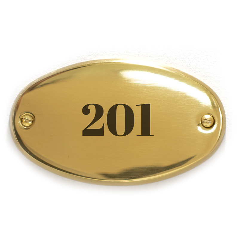 Plaque hôtel personnalisée - Plaque de numéro de chambre sur mesure -Impression numérique - 104x60mm - Laiton doré/Noir - Plaqueomatic