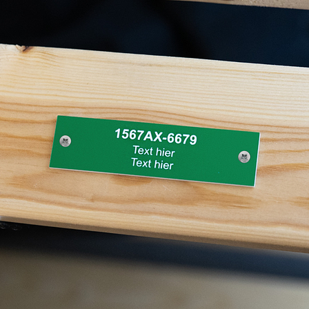 Kennzeichnung Gravurschild aus Kunststoff Grün - Mit Wunschtext