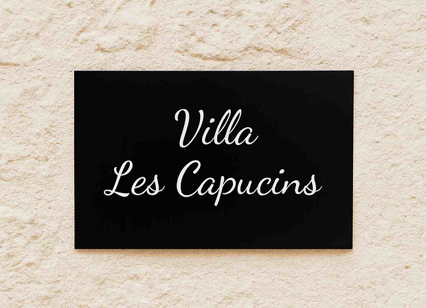 Plaque maison avec design au choix