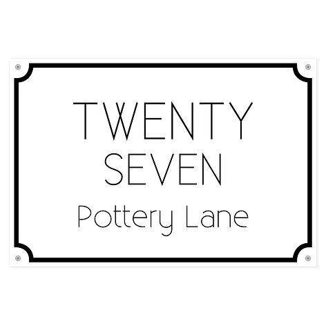 House number sign - Personalised - Black/pink - Plastic - Signomatic.co.uk